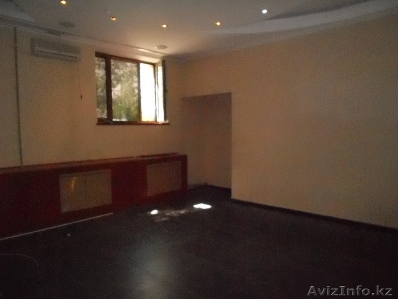 Сдам в аренду помещение под коммерческую  деятельность в г.Кызылорда 200кв.м. - Изображение #3, Объявление #914422